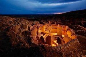 nighttime image of the historic ruins at Gobekklitepe, Turkey
